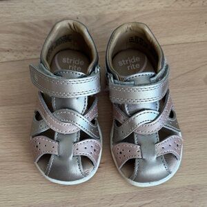 Stride Rite Xena Sandals Size 5.5 in Champagne color